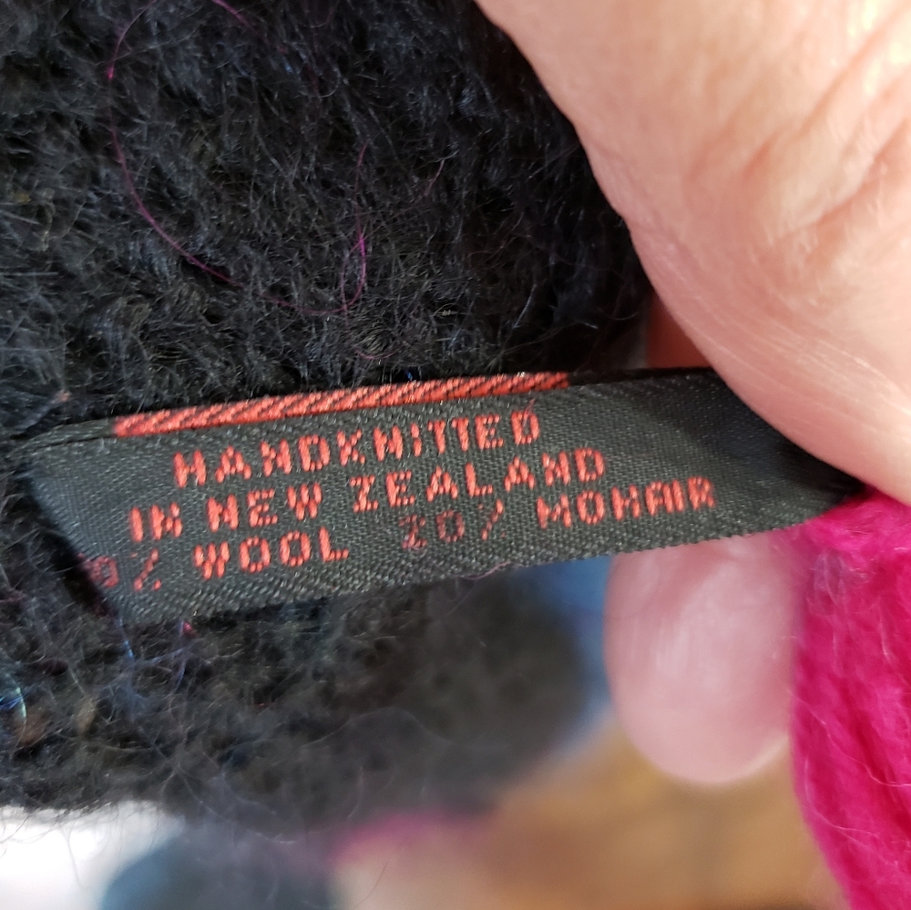 Designer Sweater - Picture 7 of 8